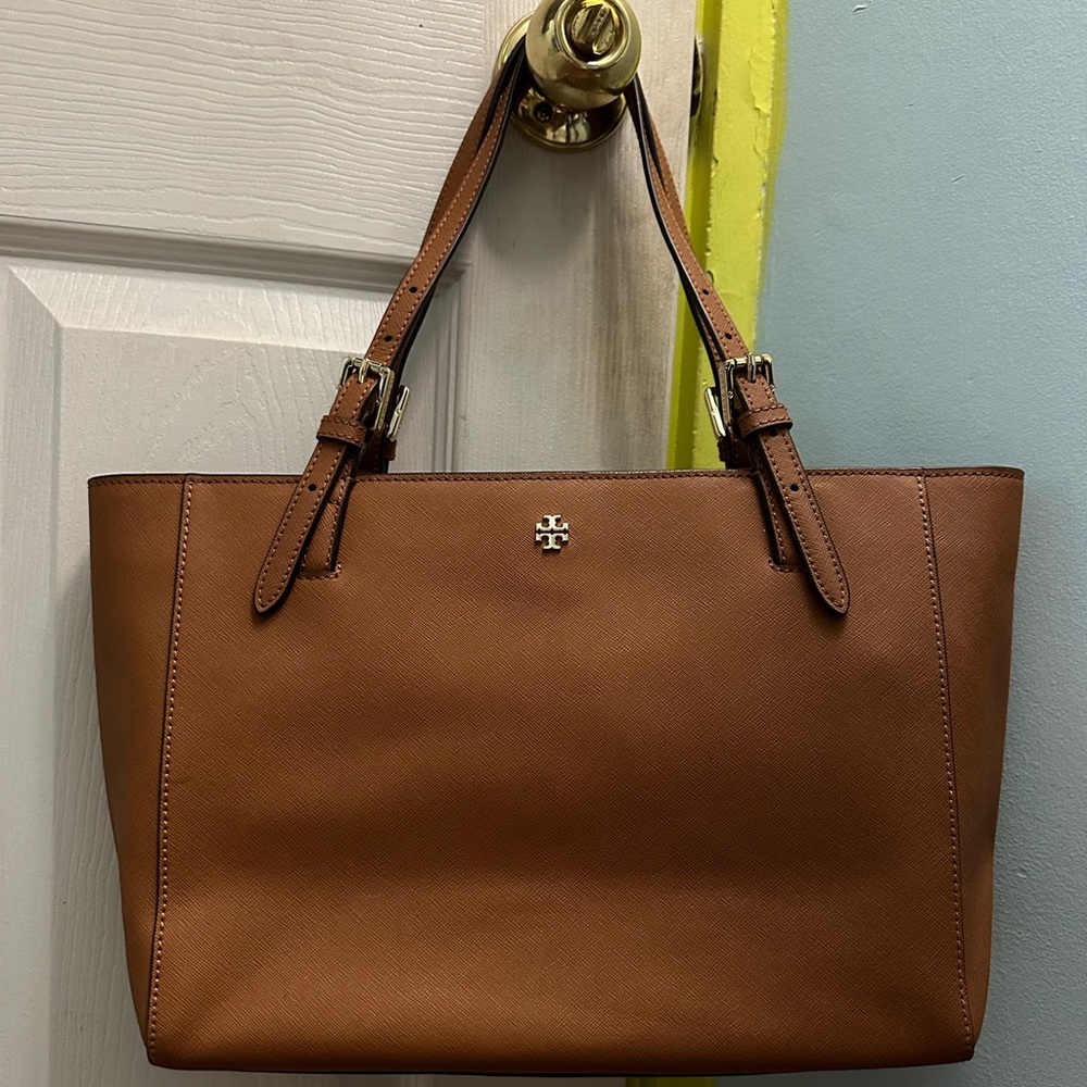 PRICE DROP! ⚡️Tory Burch York small tote 👜
